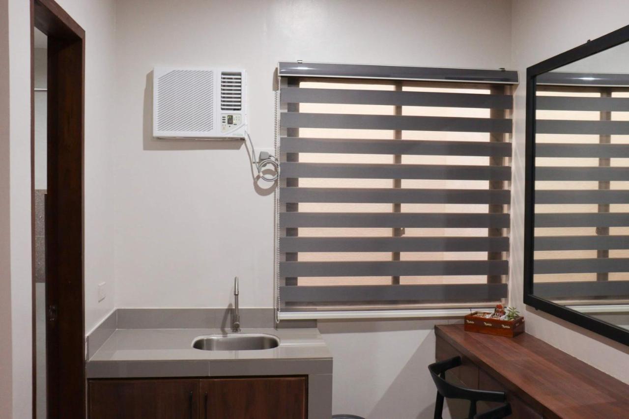 A&E Apartelle Bacolod Luaran gambar